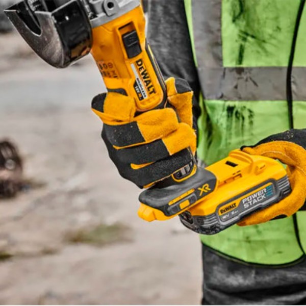Фото - Болгарка DeWALT DCG405H2T